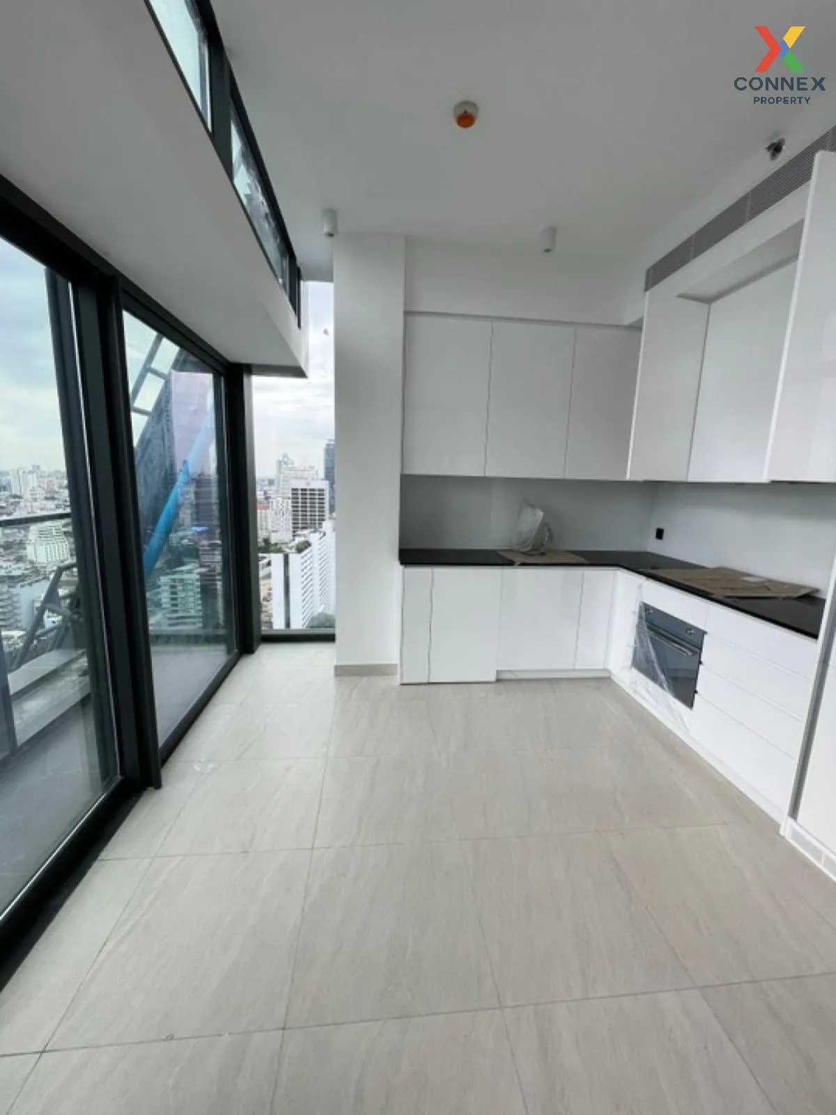 For Sale Condo , Tait Sathorn 12 , high floor , BTS-Saint Louis , 4