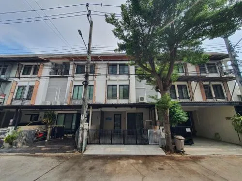 For Sale Townhouse/Townhome  , Areeya Mova Kaset - Nawamintr , BTS-Royal Forest Department , Chorakhe Bua , Lat Phrao , Bangkok , CX-126997