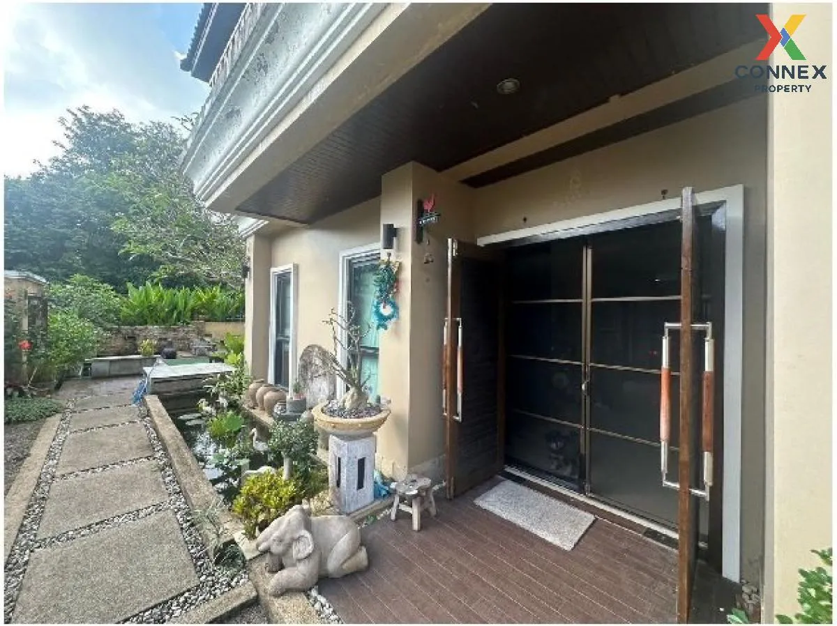 For Sale 2 - storey detached house 159.4 sq m. Phonphichai Road H