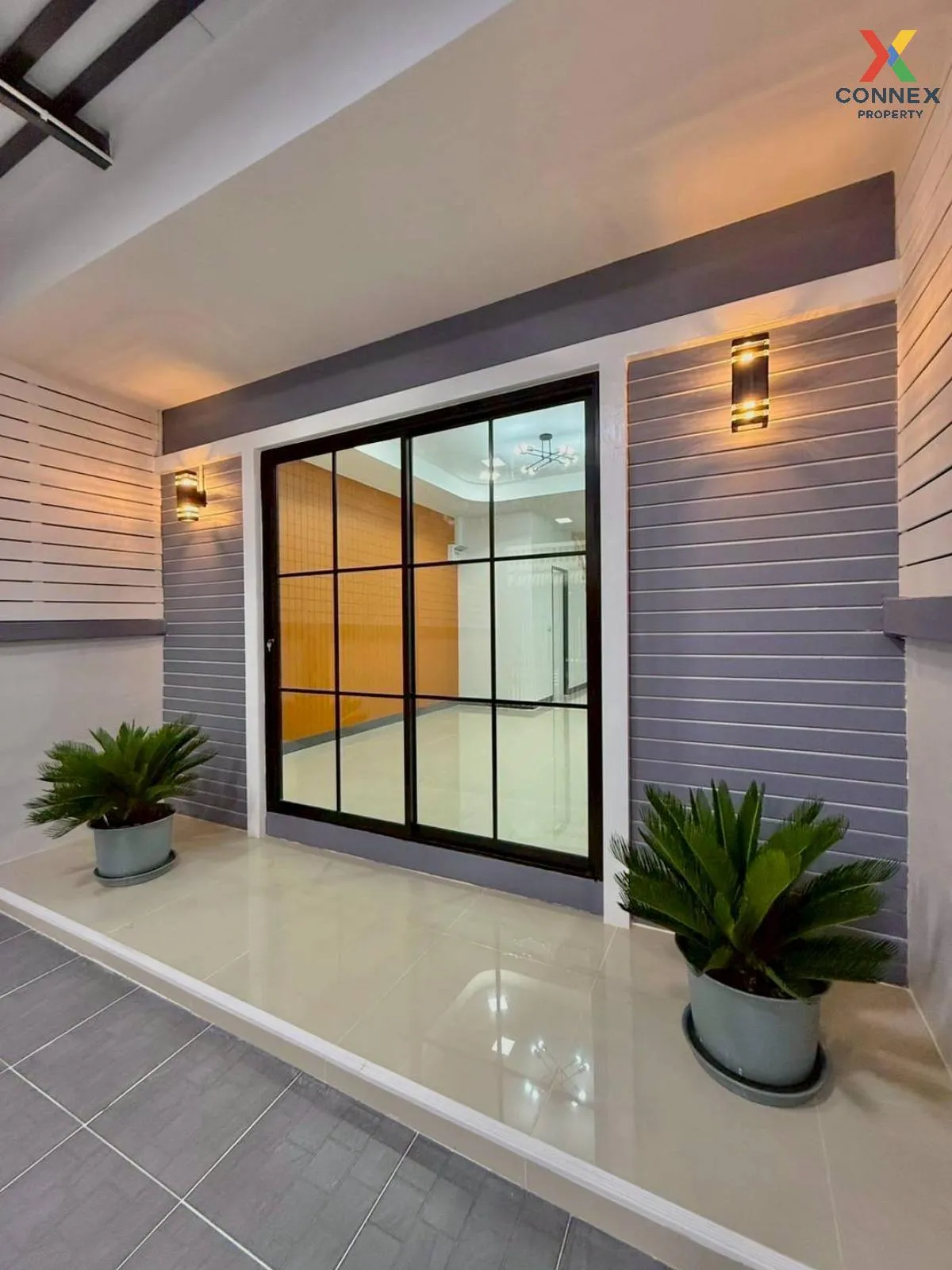 For Sale Townhouse/Townhome  , Pimonrat 2 , newly renovated , Phi 3