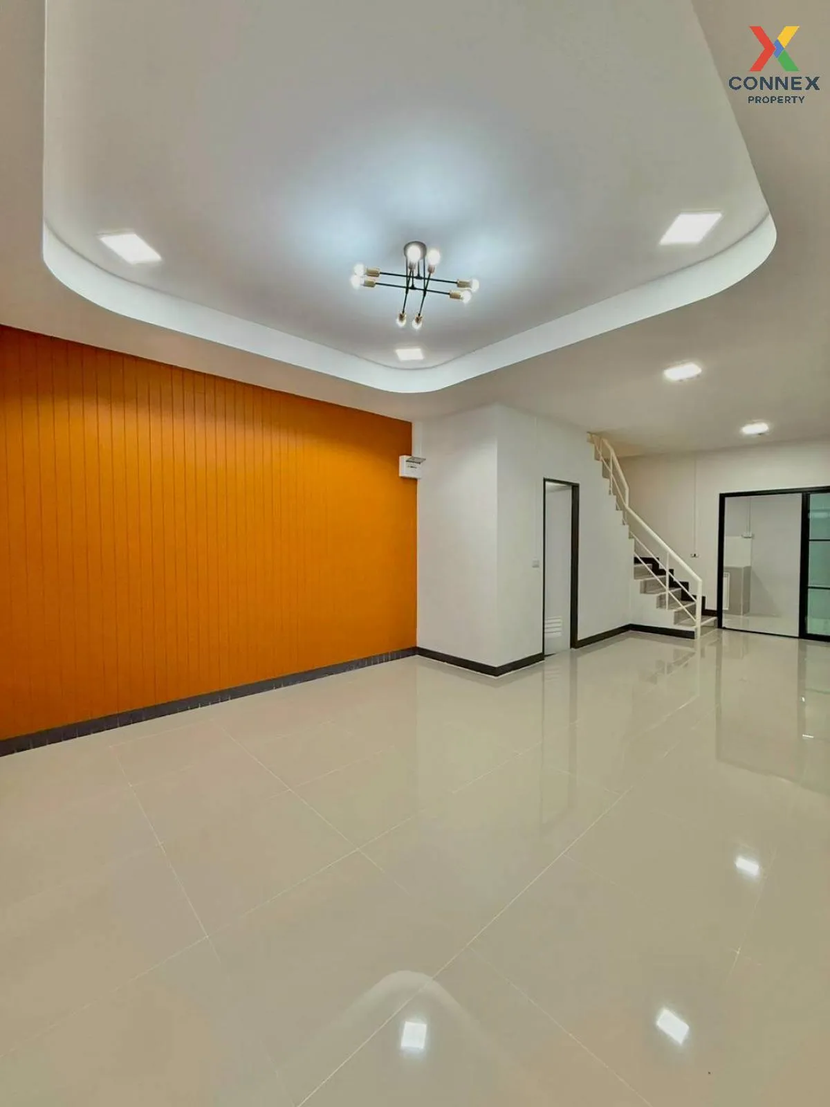 For Sale Townhouse/Townhome  , Pimonrat 2 , newly renovated , Phi
