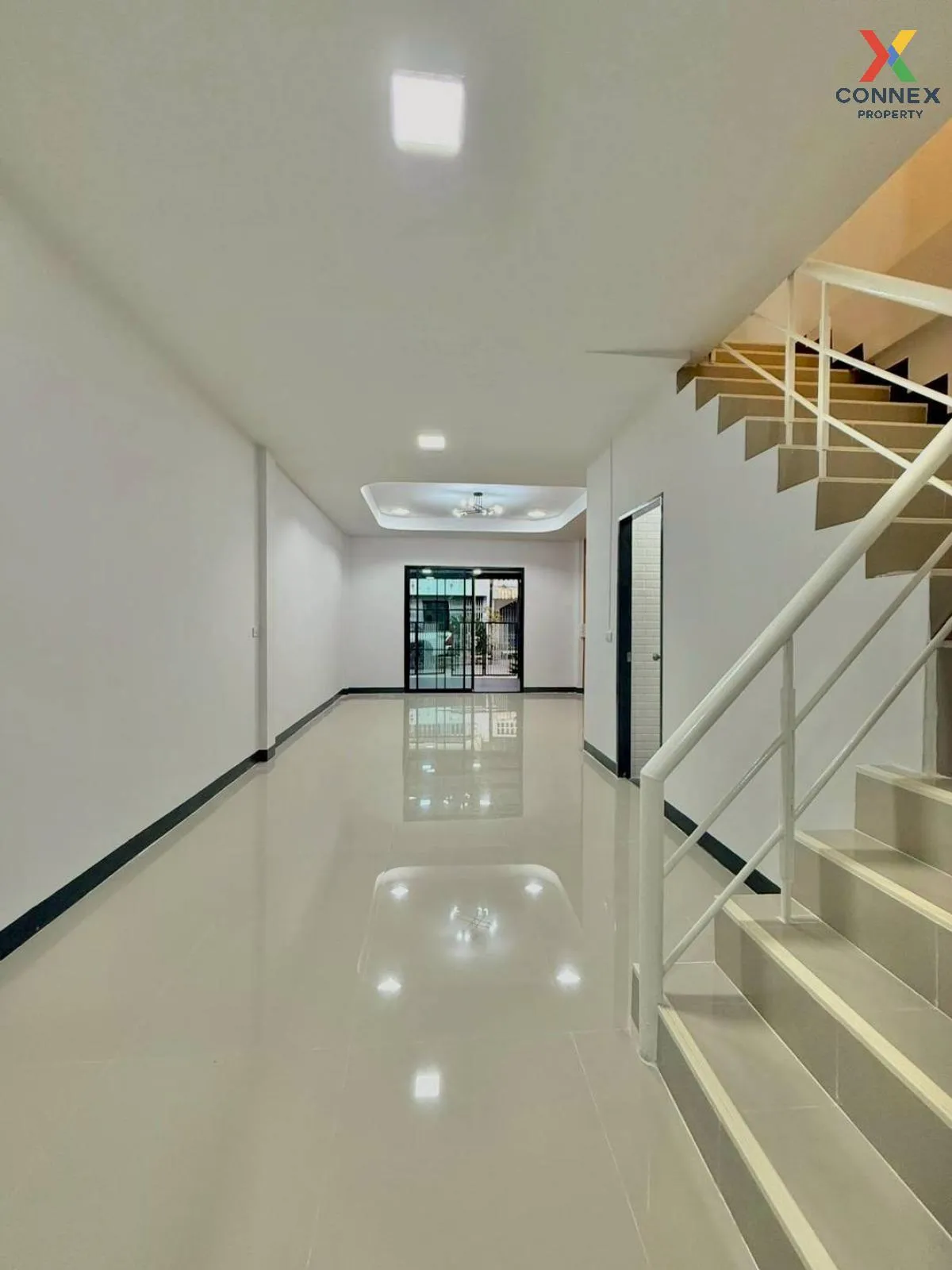 For Sale Townhouse/Townhome  , Pimonrat 2 , newly renovated , Phi