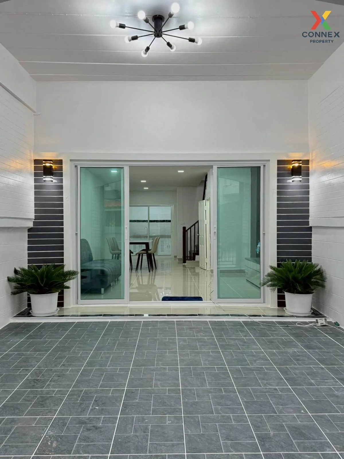 ขายทาวน์เฮ้าส์/ทาวน์โฮม  บ้านปิยวรารมย์ 3 รีโนเวทใหม่ ไทรน้อย ไทร 2