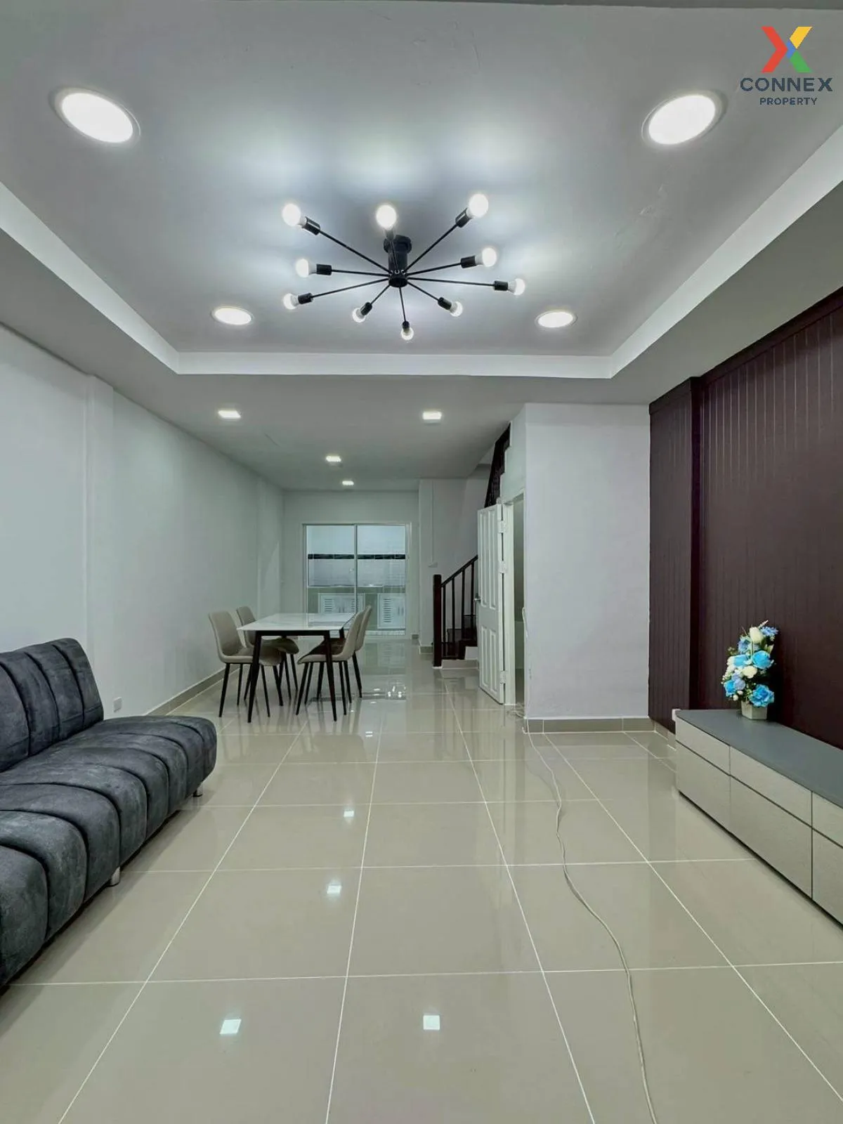 ขายทาวน์เฮ้าส์/ทาวน์โฮม  บ้านปิยวรารมย์ 3 รีโนเวทใหม่ ไทรน้อย ไทร 3