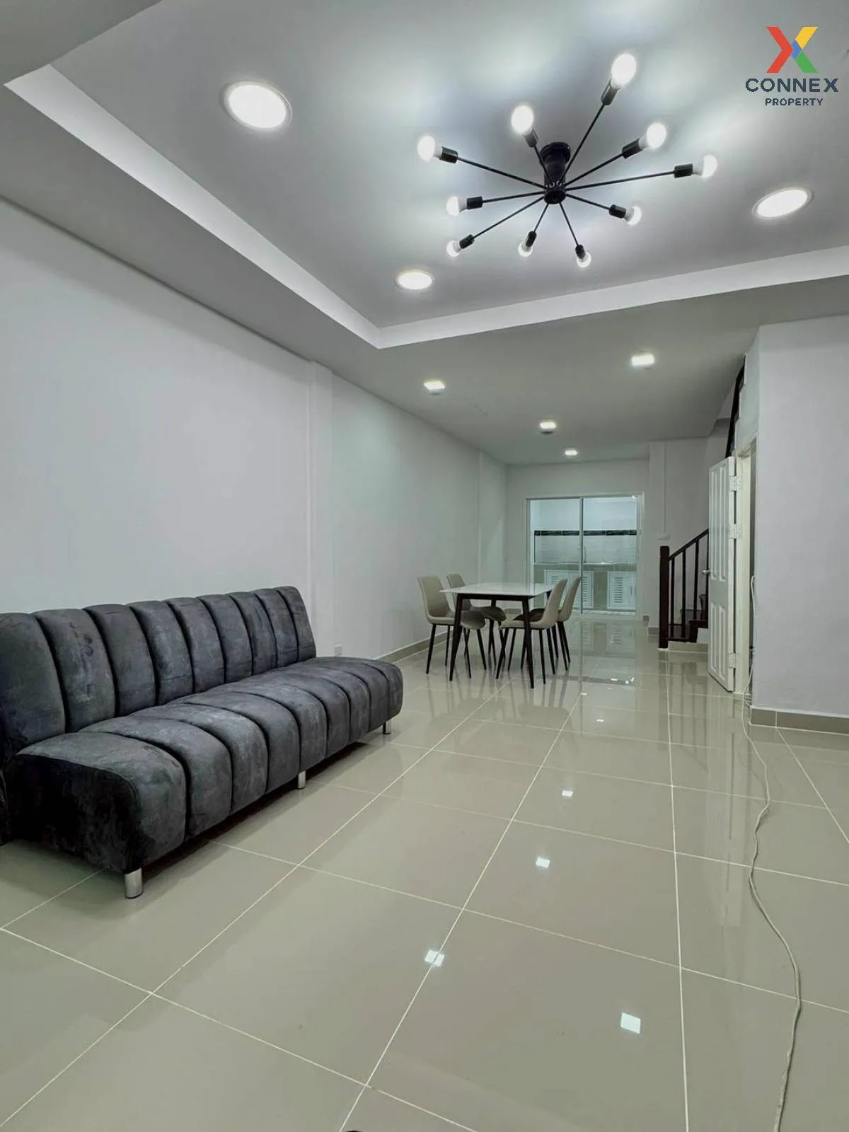 ขายทาวน์เฮ้าส์/ทาวน์โฮม  บ้านปิยวรารมย์ 3 รีโนเวทใหม่ ไทรน้อย ไทร