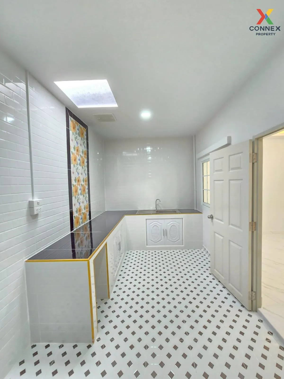For Sale Townhouse/Townhome  , Green Garden Home 8 , Lam Luk Ka ,