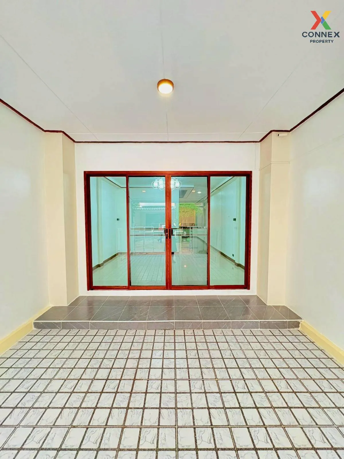 For Sale Townhouse/Townhome  , Parichat Village 345 , newly renov 4