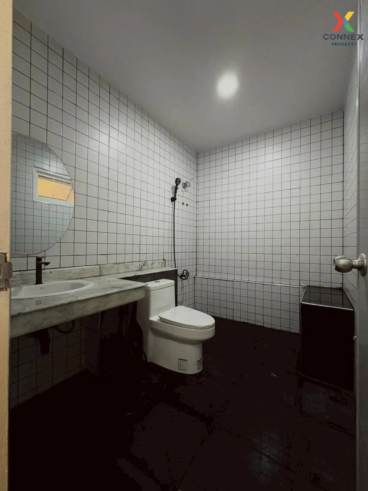 For Sale Townhouse/Townhome  , Parichat Village 345 , newly renov