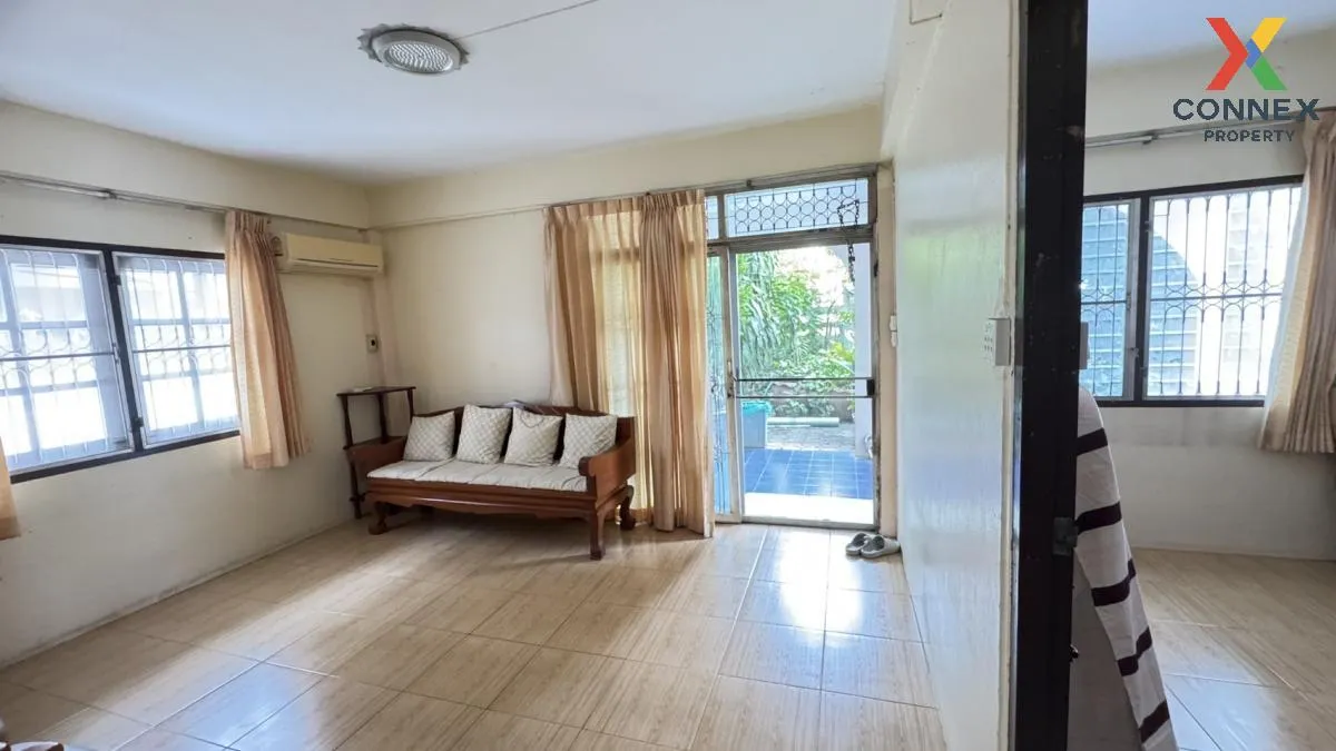 For Sale 2 -story detached house Soi  Bangkruai 20/1 , Bang Kruai