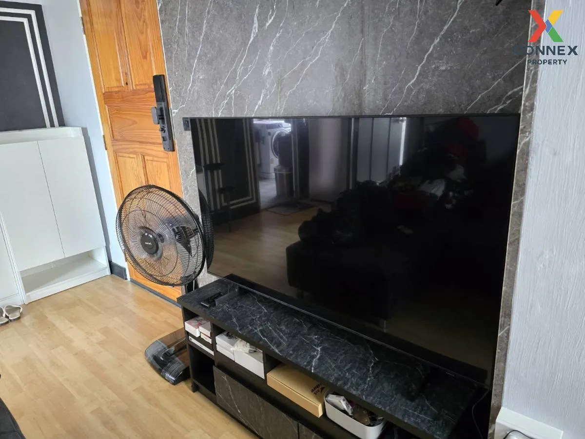 For Sale Condo , Ratchada City 18 , corner unit , MRT-Huai Khwang 3