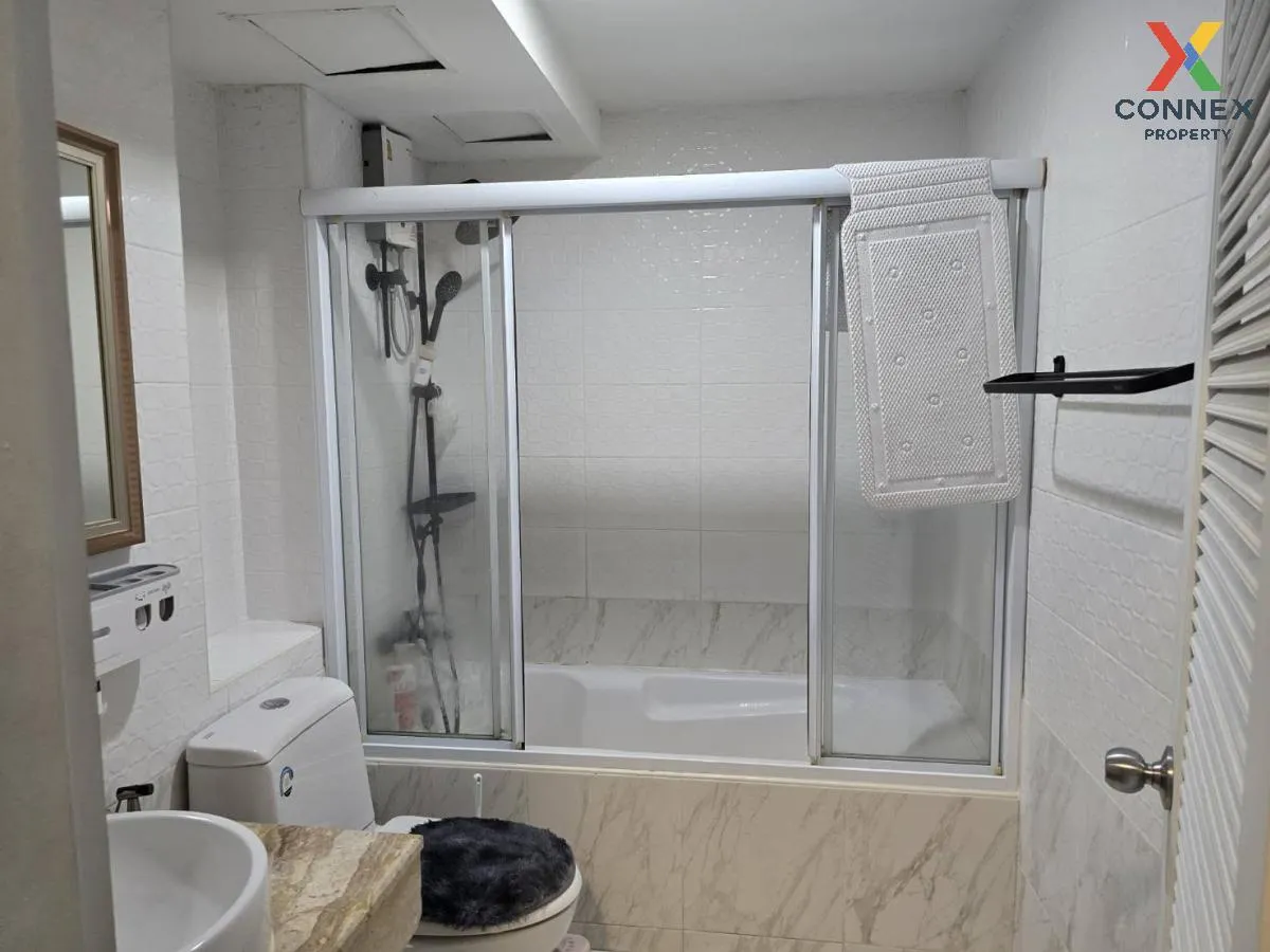 For Sale Condo , Ratchada City 18 , corner unit , MRT-Huai Khwang