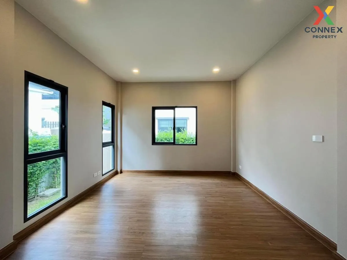 For Sale House , THE CITY Sukhumvit - Onnut , corner unit , wide 