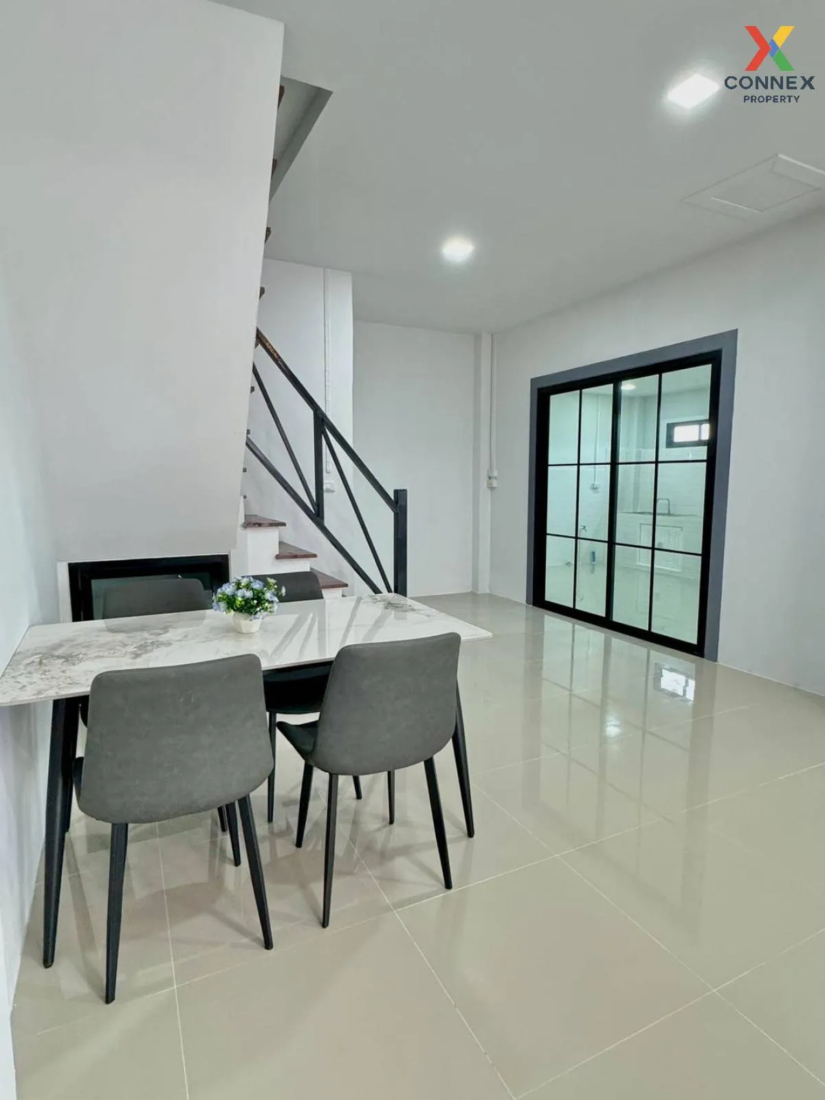 For Sale Townhouse/Townhome  , Tawanna Village , Bang Kraso , Mue