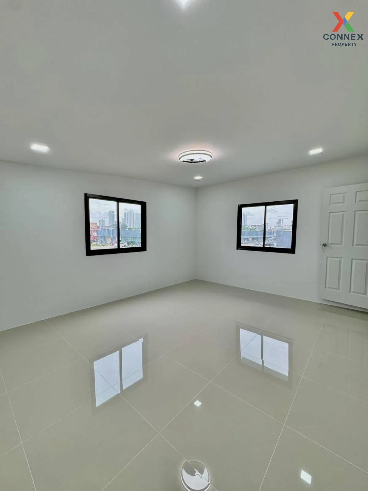 For Sale Townhouse/Townhome  , Tawanna Village , Bang Kraso , Mue