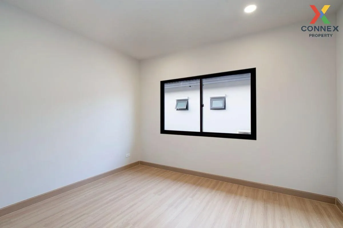 For Sale Townhouse/Townhome  , Britania Mega Town Bangna , Bang K 4