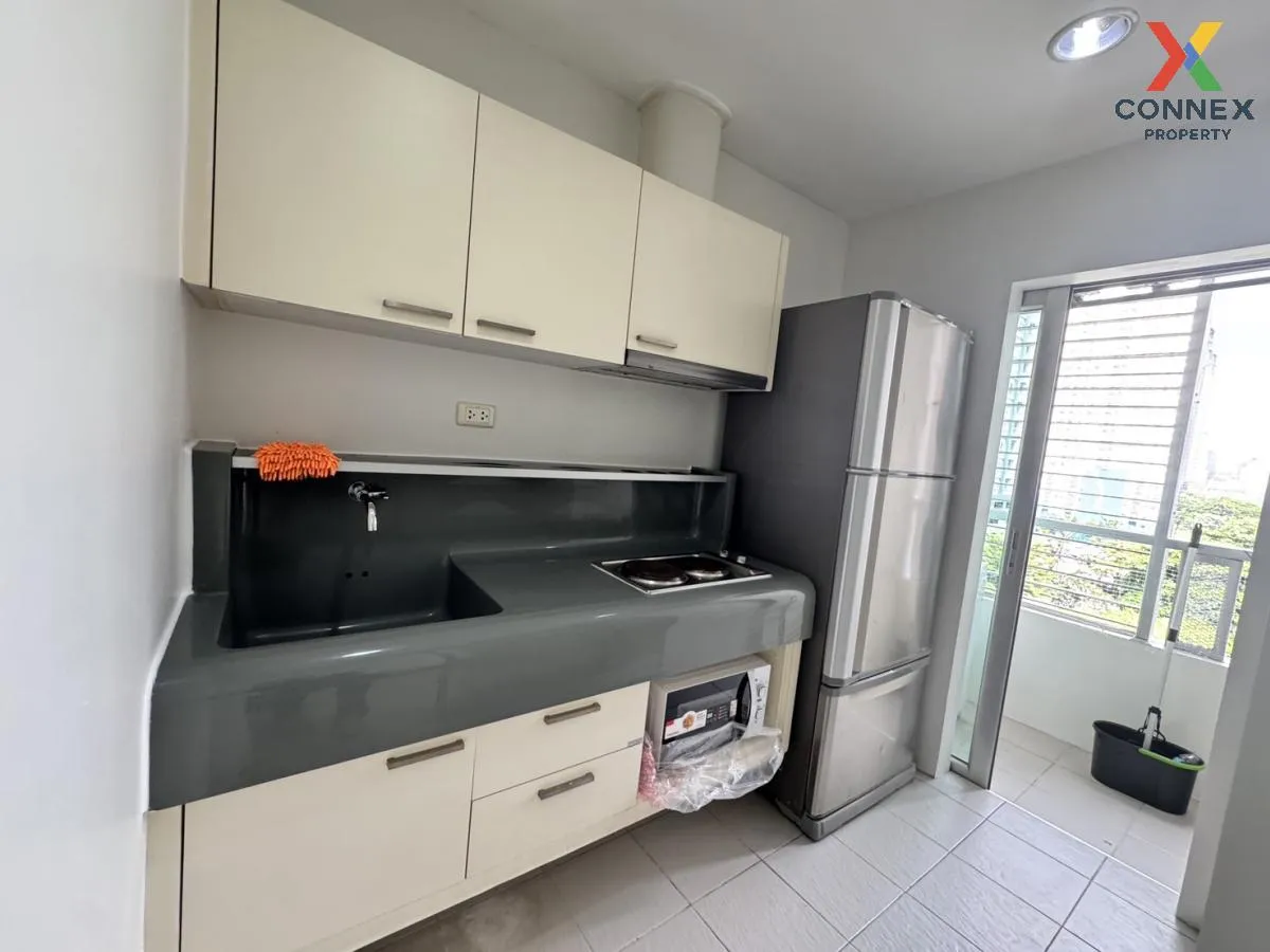 For Rent Condo , Q House Sathorn , corner unit , BTS-Krung Thon B 2
