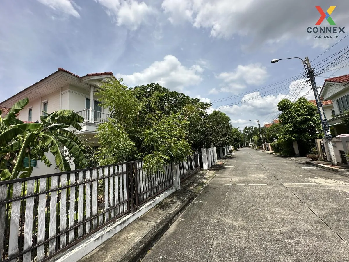 For Sale House , Perfect Place Rattanathibet , Sai Ma , Mueang No 3