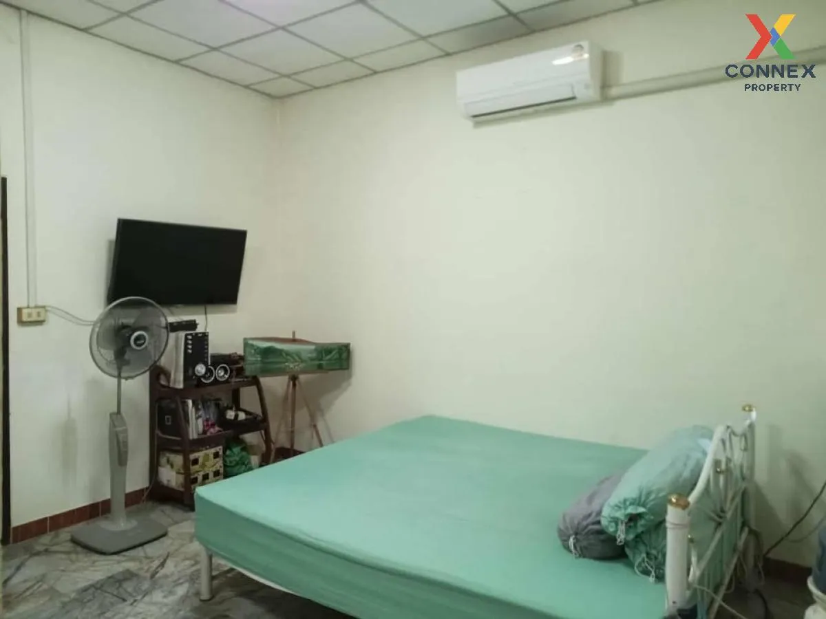 For Sale Single house with land 2 rai 27 sq m, Samut Songkhram ,  4