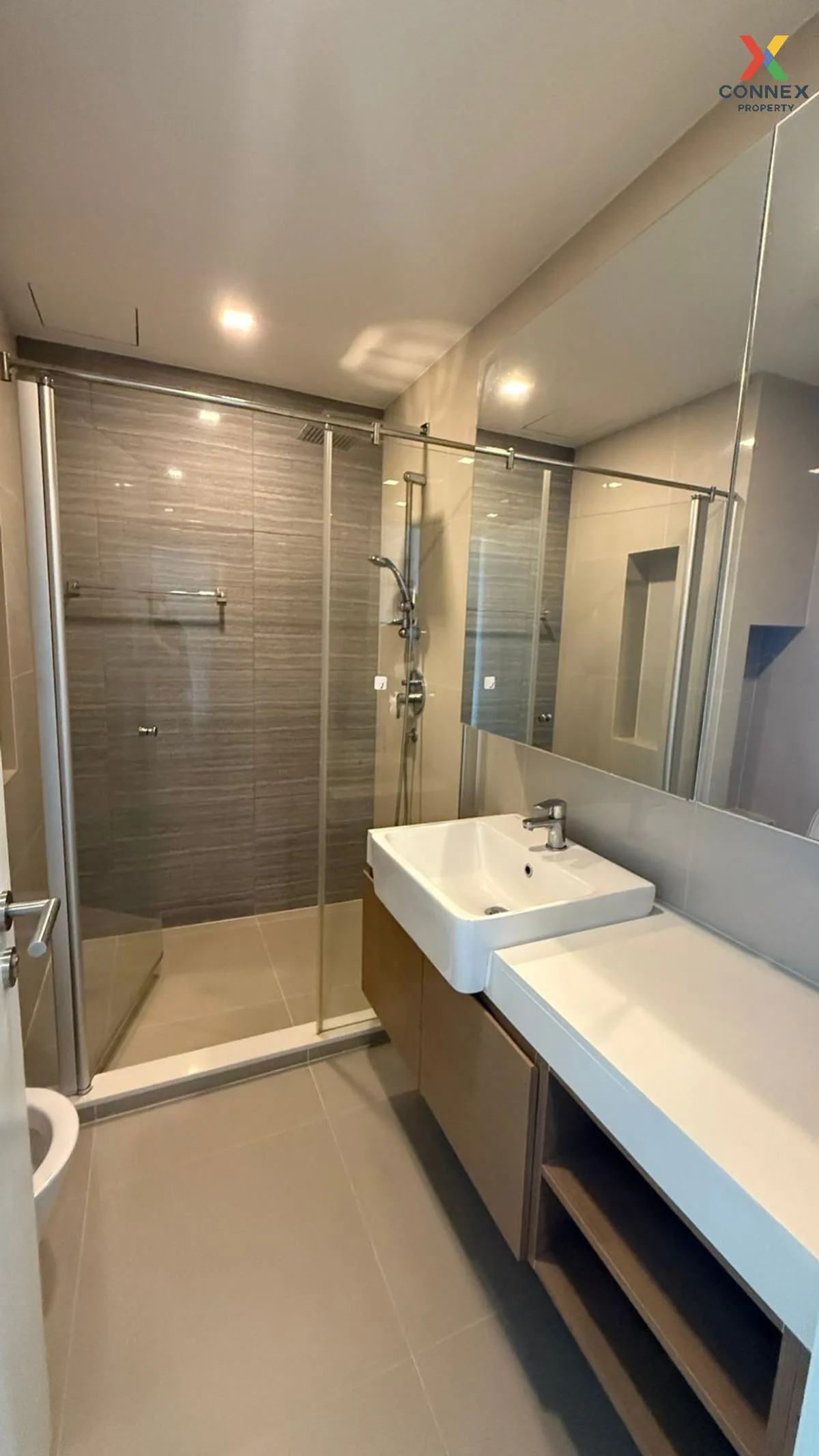 For Sale Condo , KnightsBridge The Ocean Sriracha , Surasak , Si 