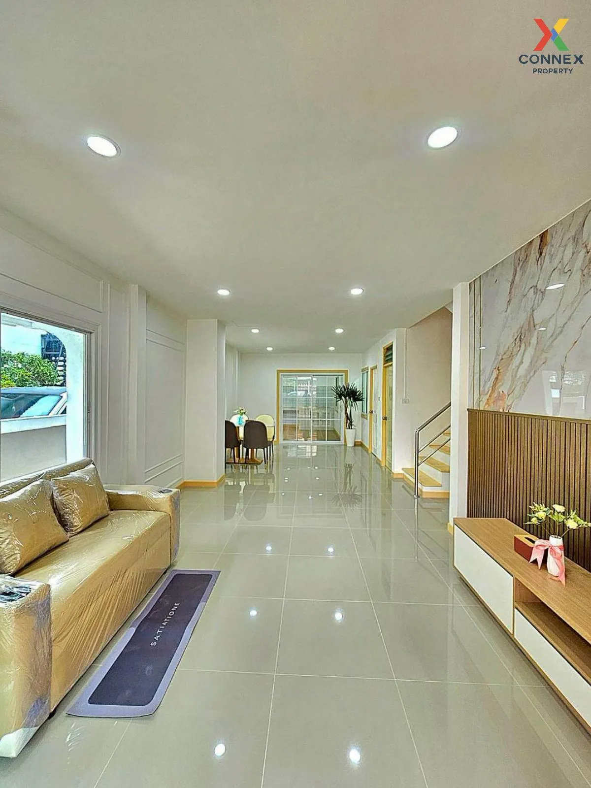 ขายทาวน์เฮ้าส์/ทาวน์โฮม  บ้านสุชา รีโนเวทใหม่ ละหาร บางบัวทอง นนท 3