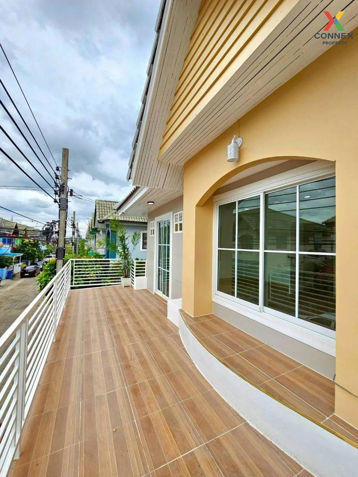 ขายทาวน์เฮ้าส์/ทาวน์โฮม  บ้านสุชา รีโนเวทใหม่ ละหาร บางบัวทอง นนท