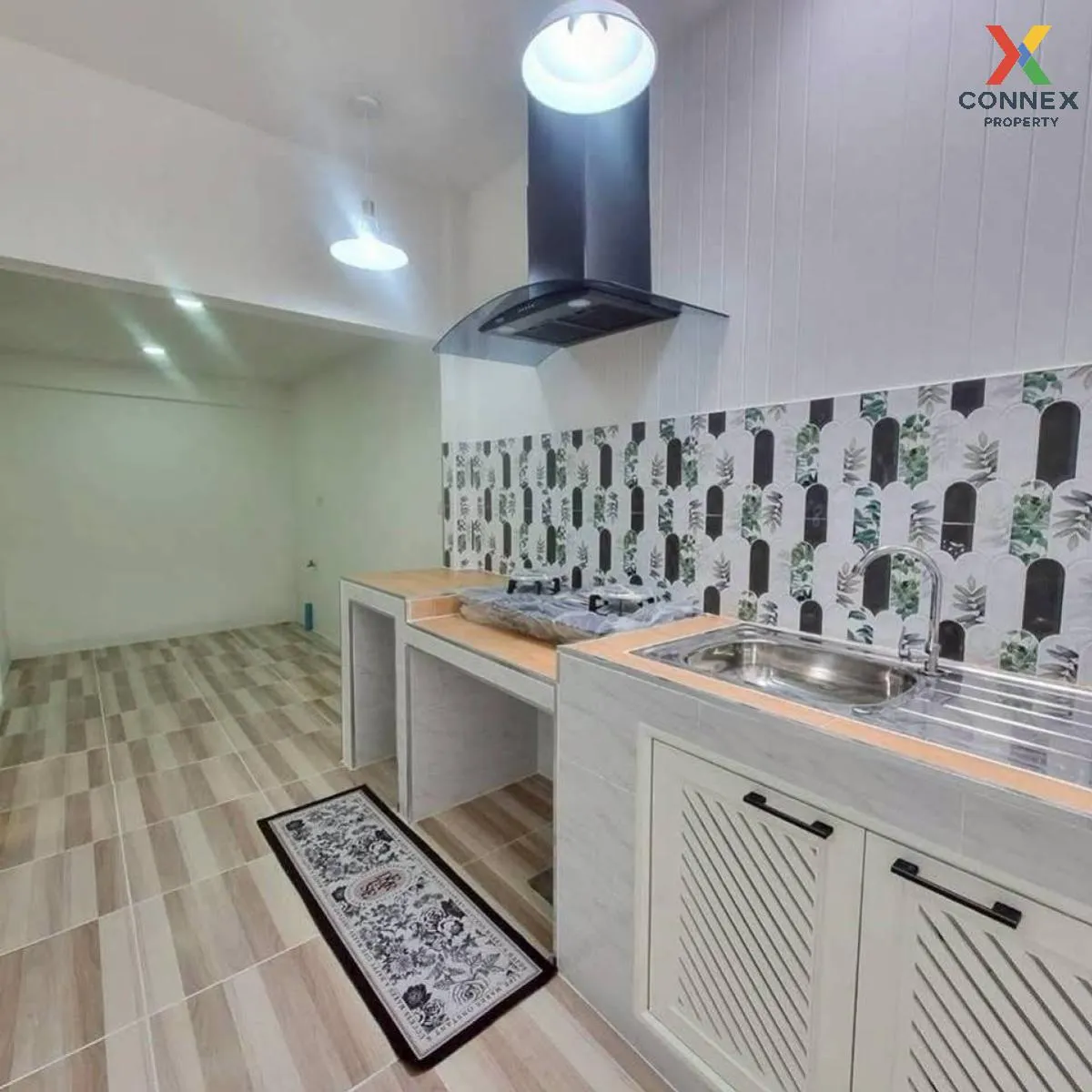 For Sale Townhouse/Townhome  , Baan Arsa House 5 , newly renovate