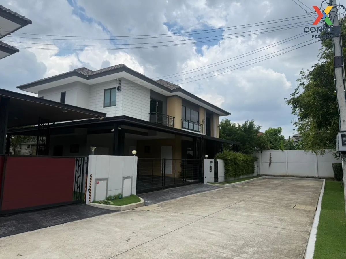 For Sale House , Chewarom Nakhon In , corner unit , wide frontage 2