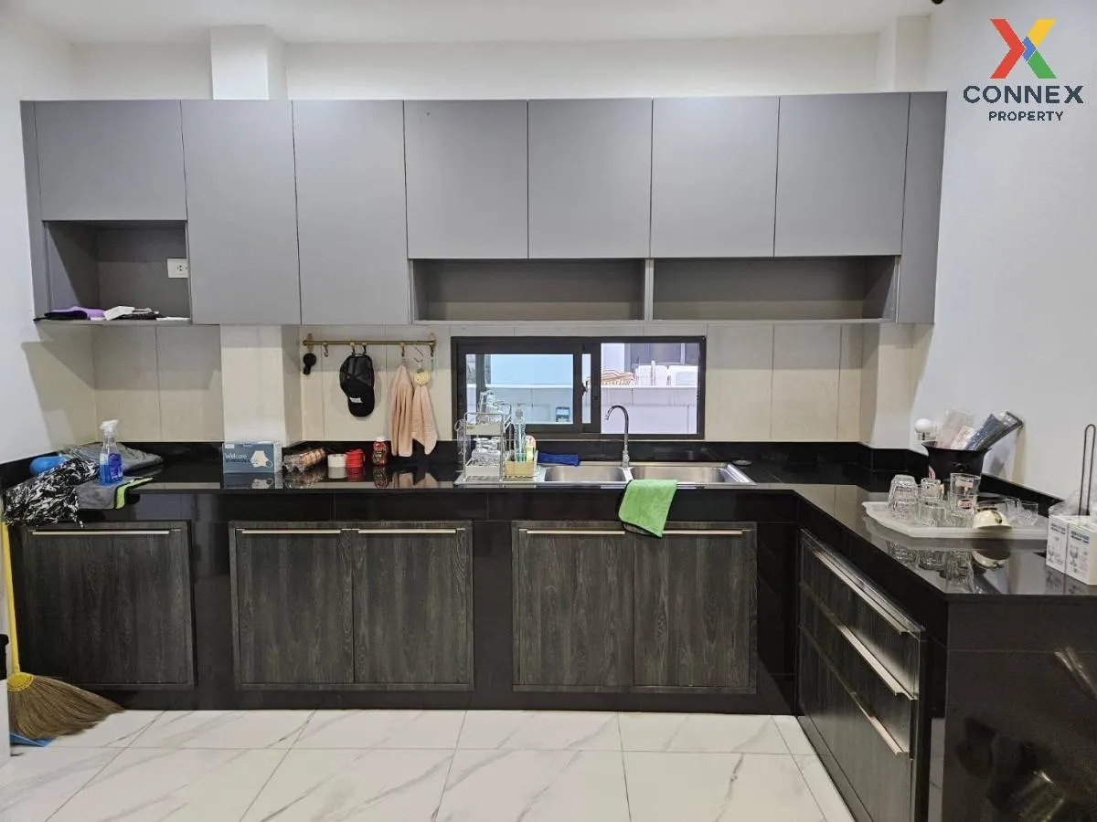 For Sale House , Chewarom Nakhon In , corner unit , wide frontage
