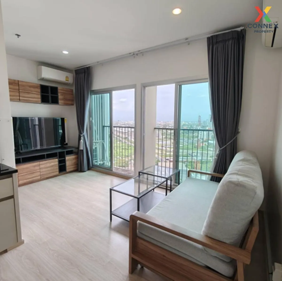 For Rent Condo , Noble Revolve Ratchada 2 , corner unit , MRT-Tha 1