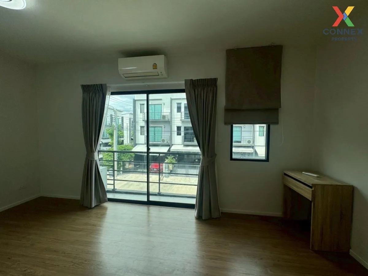For Rent Townhouse/Townhome  , Baan Klang Muang Ratchaphruek - Ra