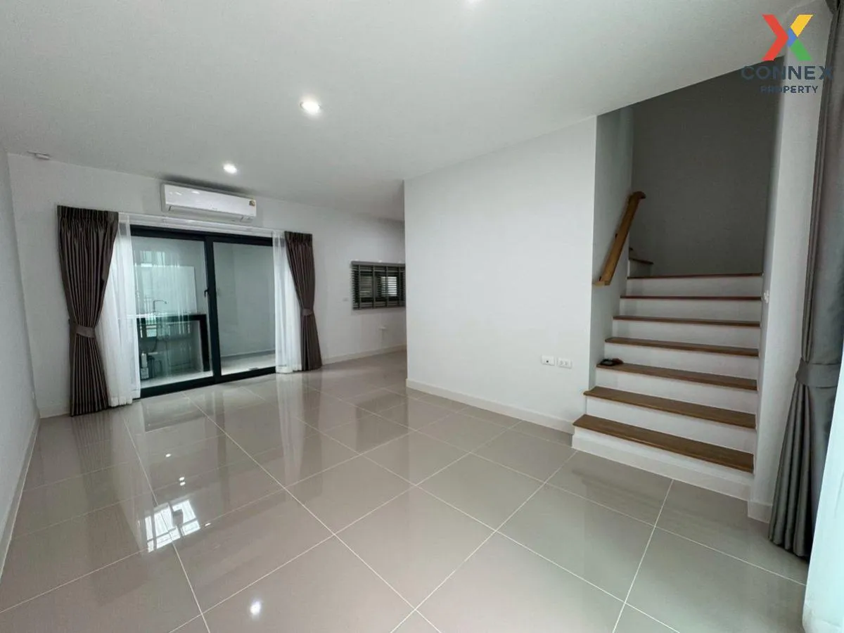 For Rent Townhouse/Townhome  , Baan Klang Mueng North Ratchapruek 2