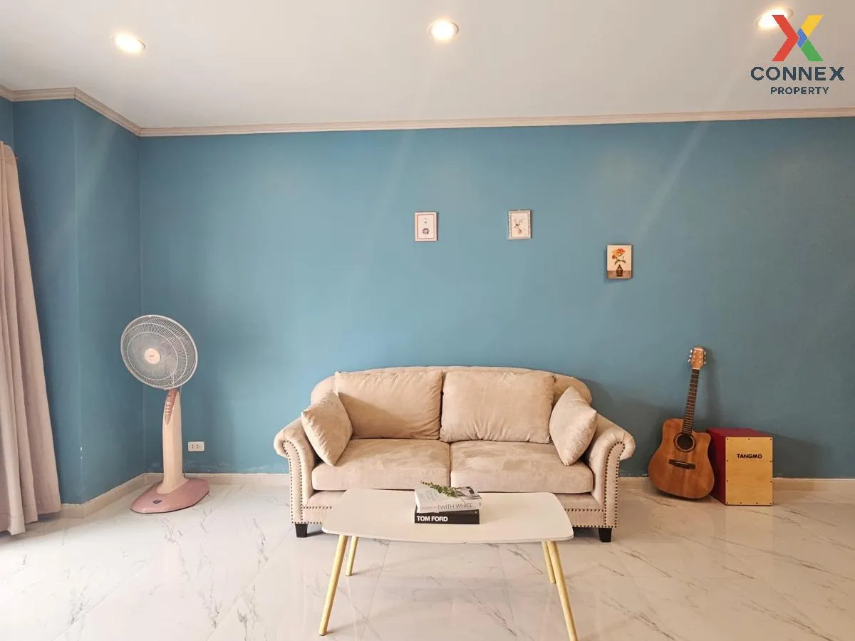 For Rent Townhouse/Townhome  , Viridian Prompt , MRT-Khong Bang P 2