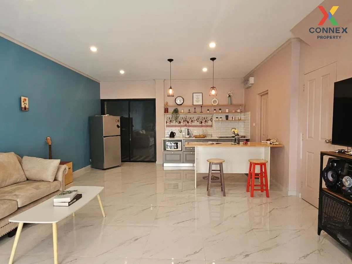 For Rent Townhouse/Townhome  , Viridian Prompt , MRT-Khong Bang P