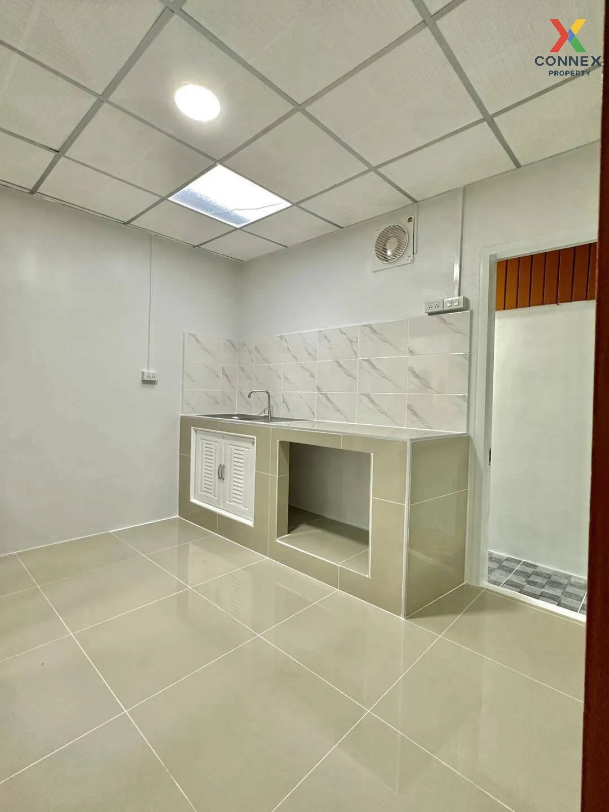 For Sale Townhouse/Townhome  , Baan Rom Ngao Mai , Bang Bua Thong