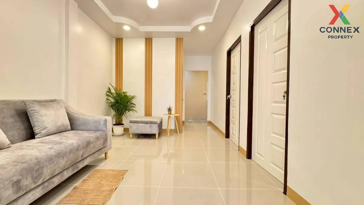 ขายทาวน์เฮ้าส์/ทาวน์โฮม  บ้านบัวทอง 4 บ้านกล้วย-ไทรน้อย รีโนเวทให