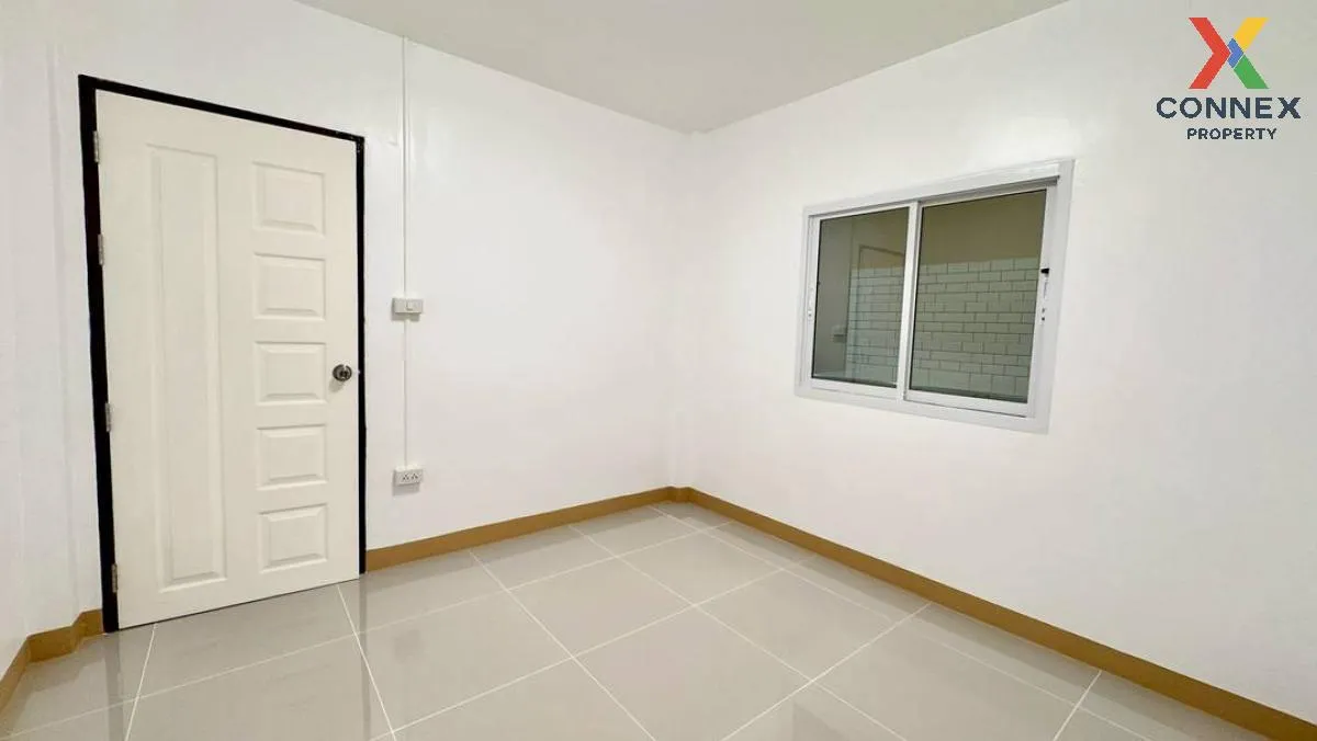 ขายทาวน์เฮ้าส์/ทาวน์โฮม  บ้านบัวทอง 4 บ้านกล้วย-ไทรน้อย รีโนเวทให