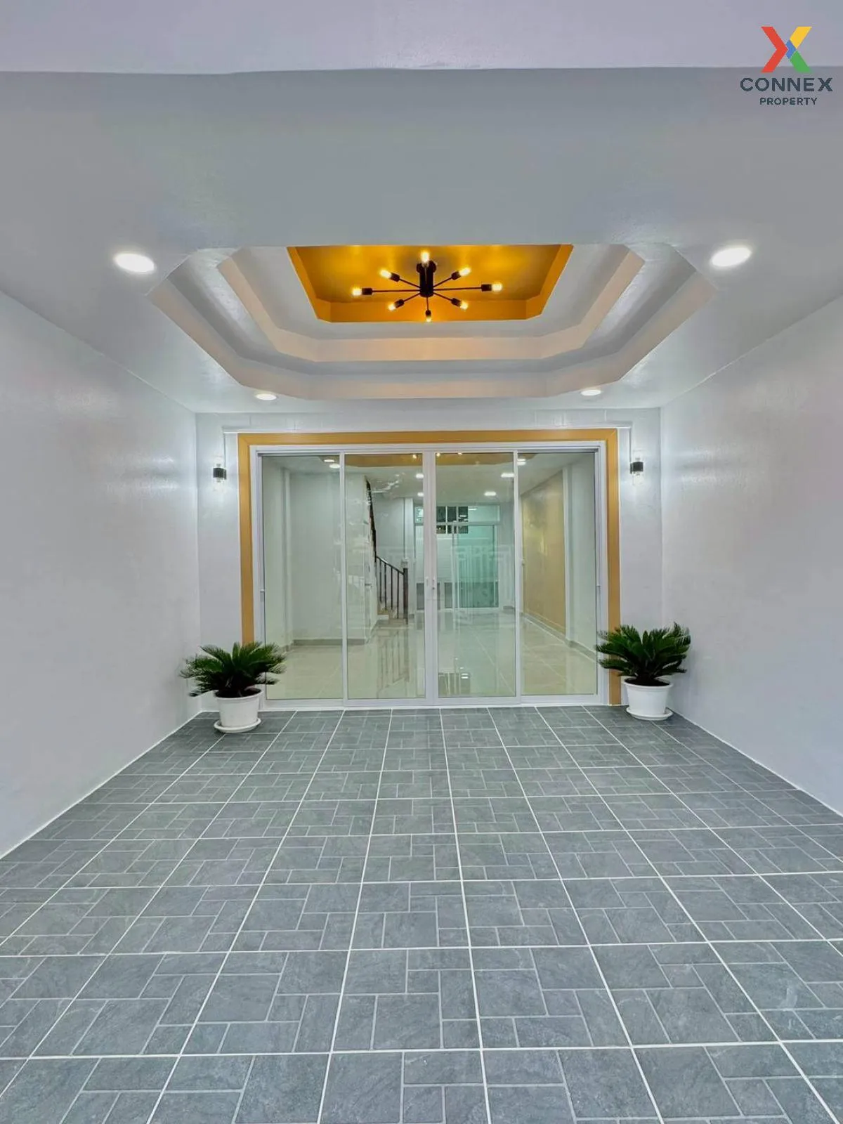 For Sale Townhouse/Townhome  , Piyawararom 2 , newly renovated ,  2