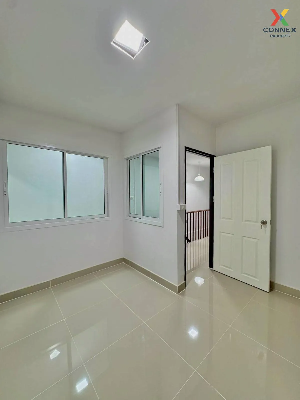 For Sale Townhouse/Townhome  , Piyawararom 2 , newly renovated , 