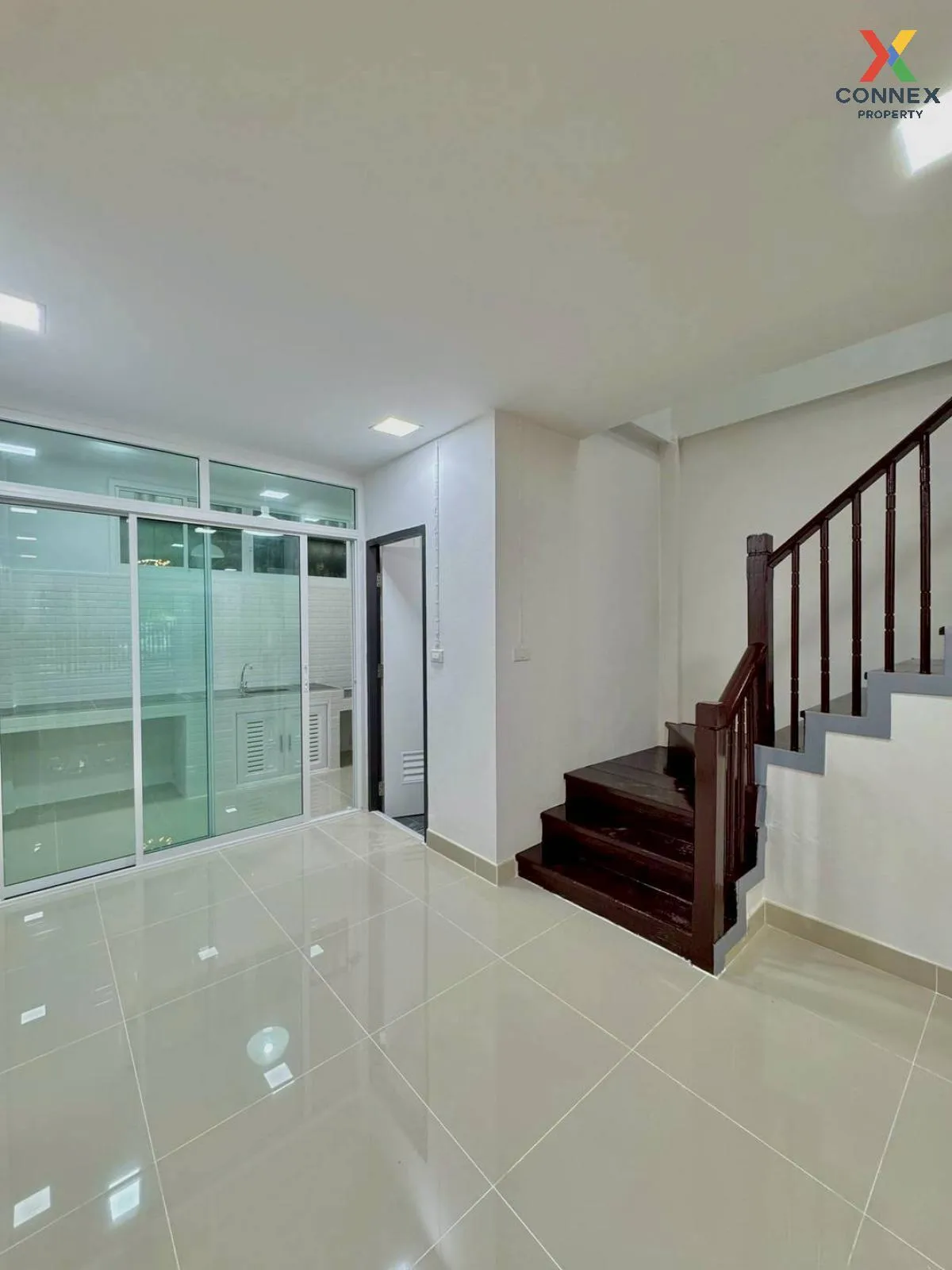 For Sale Townhouse/Townhome  , Piyawararom 2 , newly renovated , 