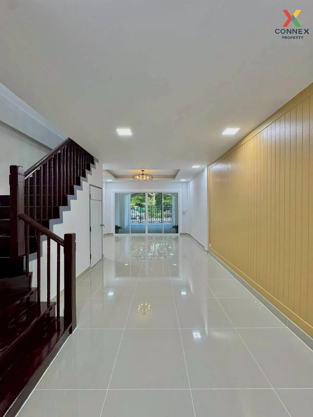 For Sale Townhouse/Townhome  , Piyawararom 2 , newly renovated , 