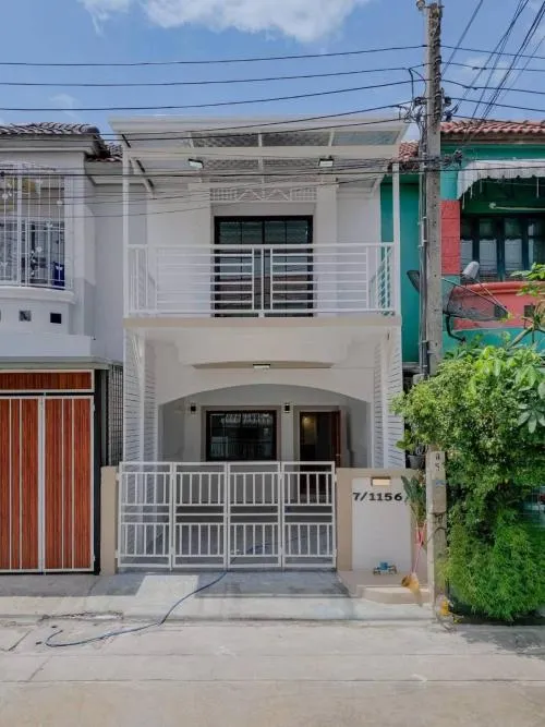 ขายทาวน์เฮ้าส์/ทาวน์โฮม  บ้านปิยวรารมย์ 3 รีโนเวทใหม่ ไทรน้อย ไทรน้อย นนทบุรี CX-127772