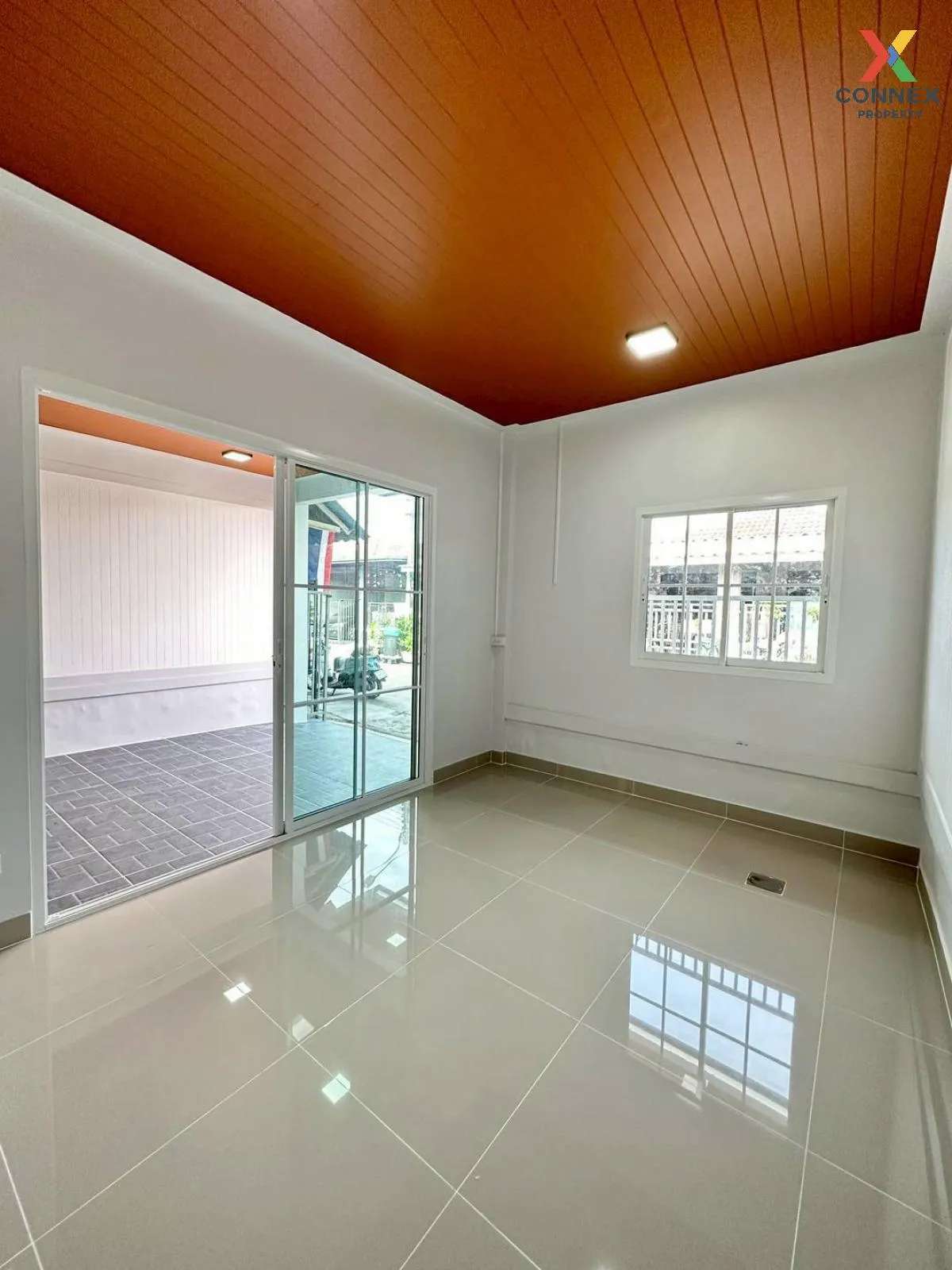 ขายทาวน์เฮ้าส์/ทาวน์โฮม  บ้านพฤกษา 3 บางบัวทอง รีโนเวทใหม่ บางคูร 3