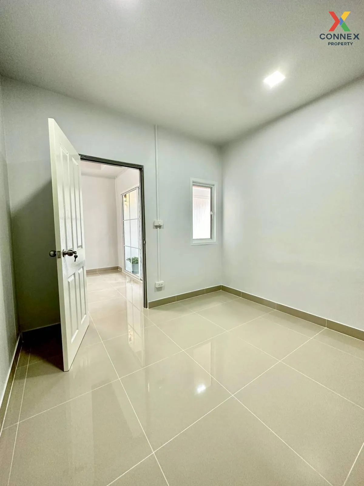 ขายทาวน์เฮ้าส์/ทาวน์โฮม  บ้านพฤกษา 3 บางบัวทอง รีโนเวทใหม่ บางคูร