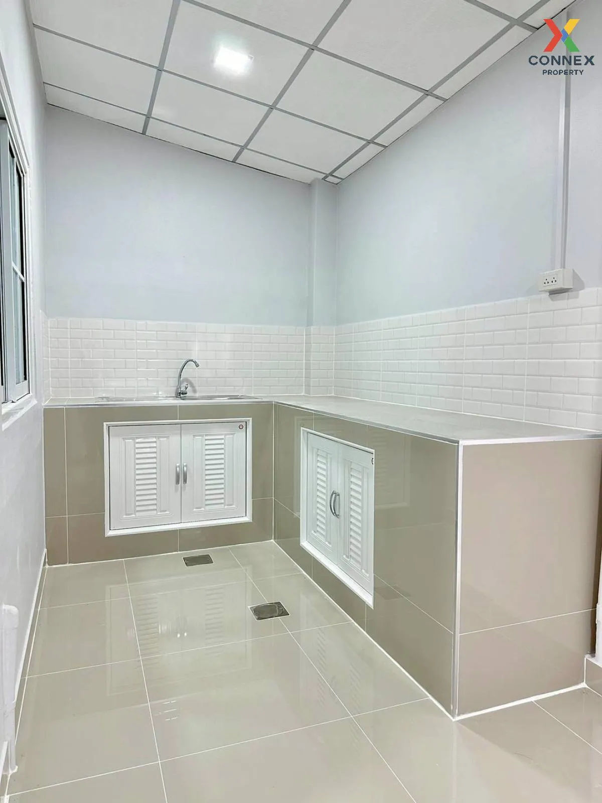 ขายทาวน์เฮ้าส์/ทาวน์โฮม  บ้านพฤกษา 3 บางบัวทอง รีโนเวทใหม่ บางคูร