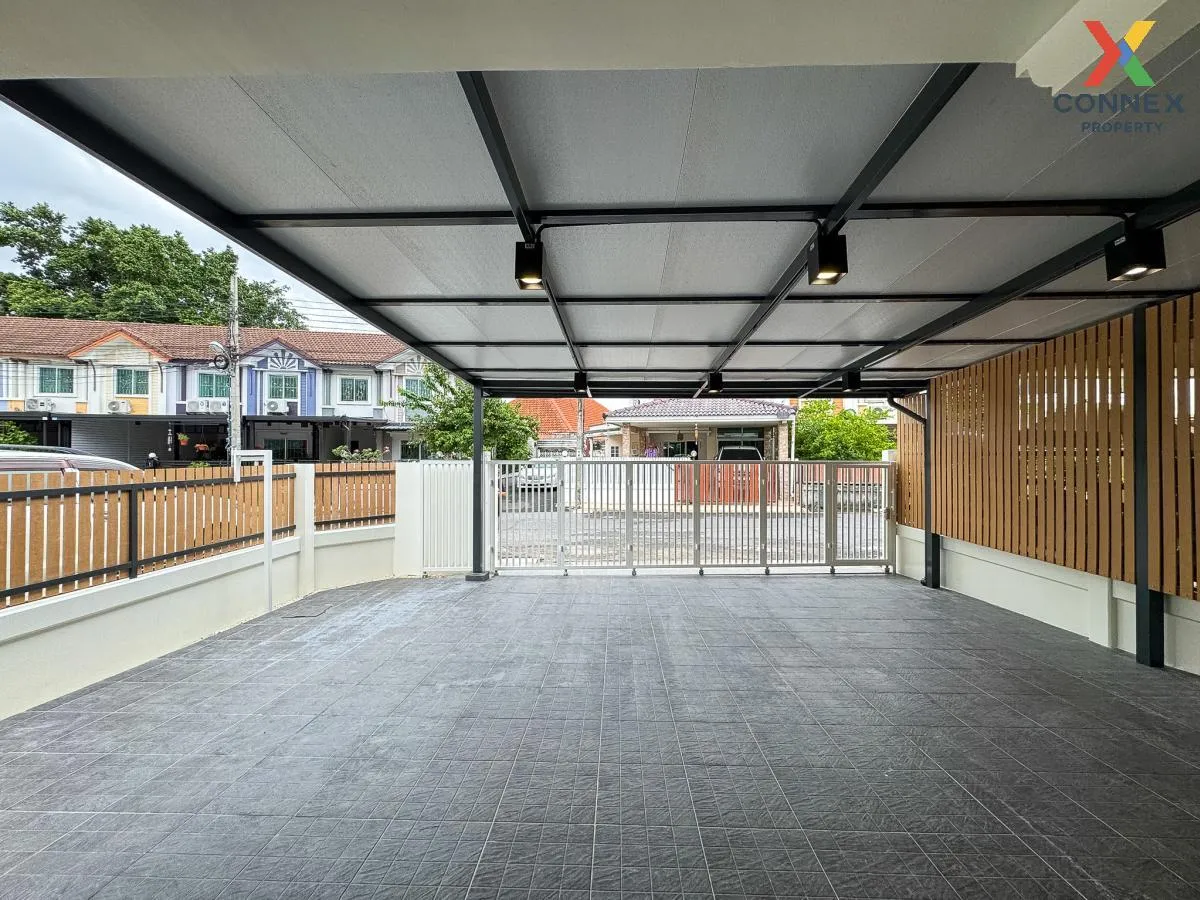 For Sale Townhouse/Townhome  , Pruksa Ville 3 Songprapa - Donmuan 2