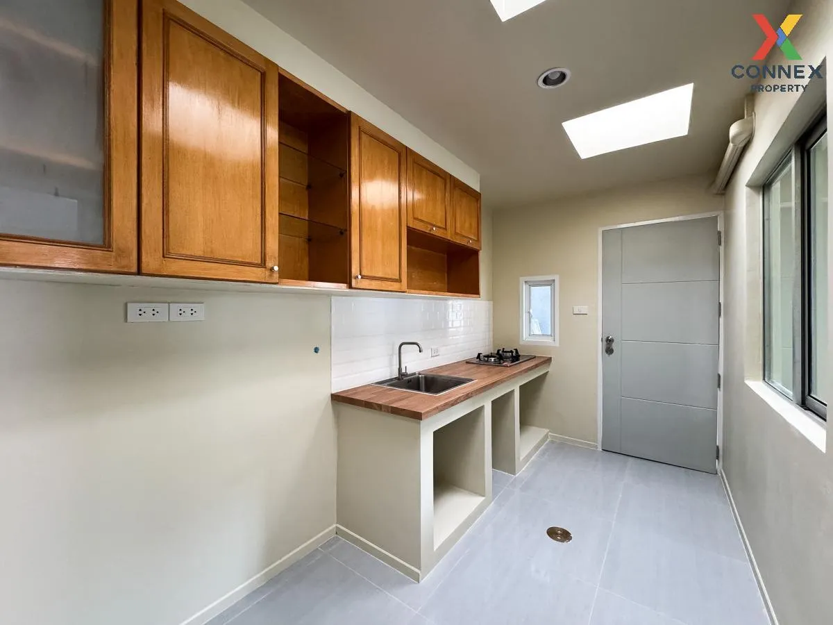 For Sale Townhouse/Townhome  , Pruksa Ville 3 Songprapa - Donmuan