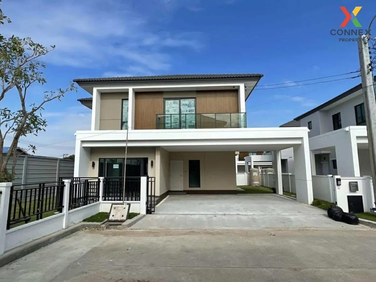 For Sale House , CENTRO Wongwaen - Chatuchot , Sam Wa Tawan Tok , 1