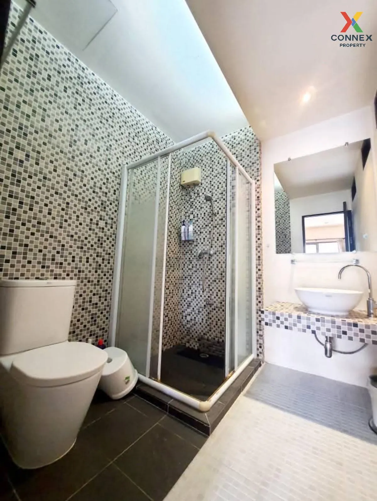 For Sale Townhouse/Townhome  , Baan Klang Muang Ratchada - Mengja
