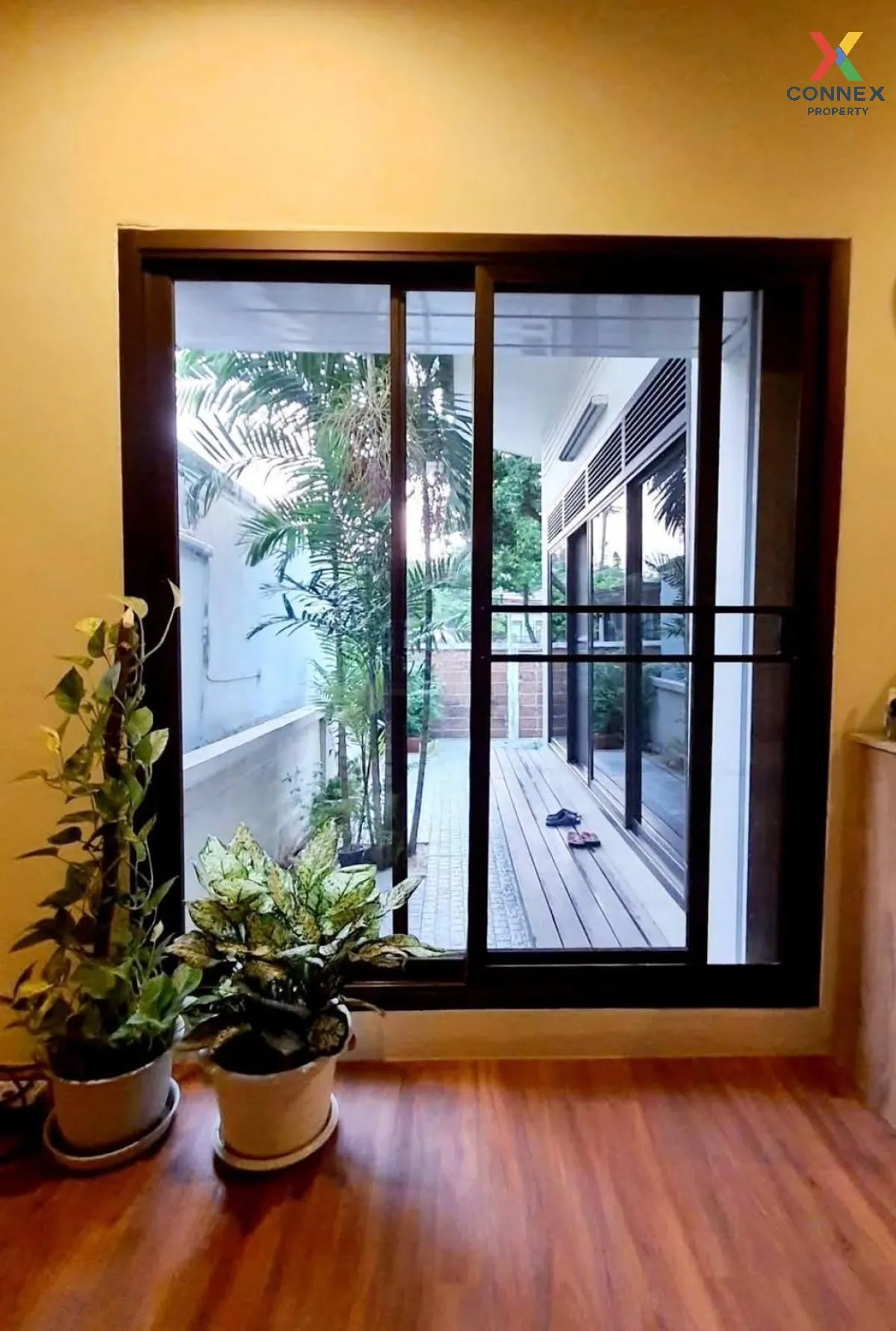 For Sale Townhouse/Townhome  , Baan Klang Muang Ratchada - Mengja