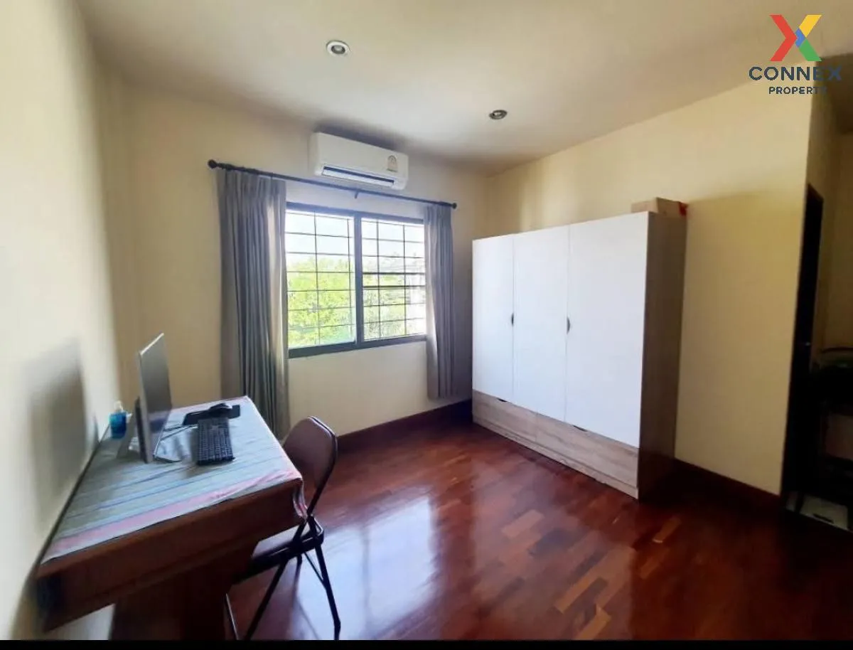 For Sale Townhouse/Townhome  , Baan Klang Muang Ratchada - Mengja